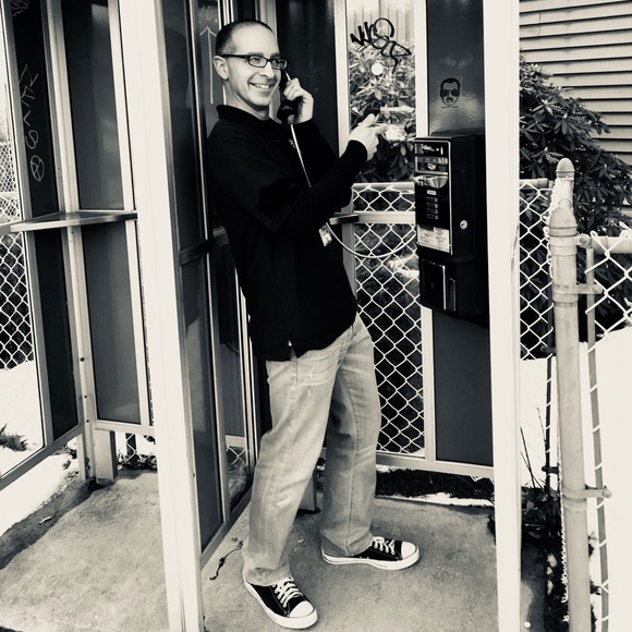 Meet your Posher, Justin - Picture 1 of 4